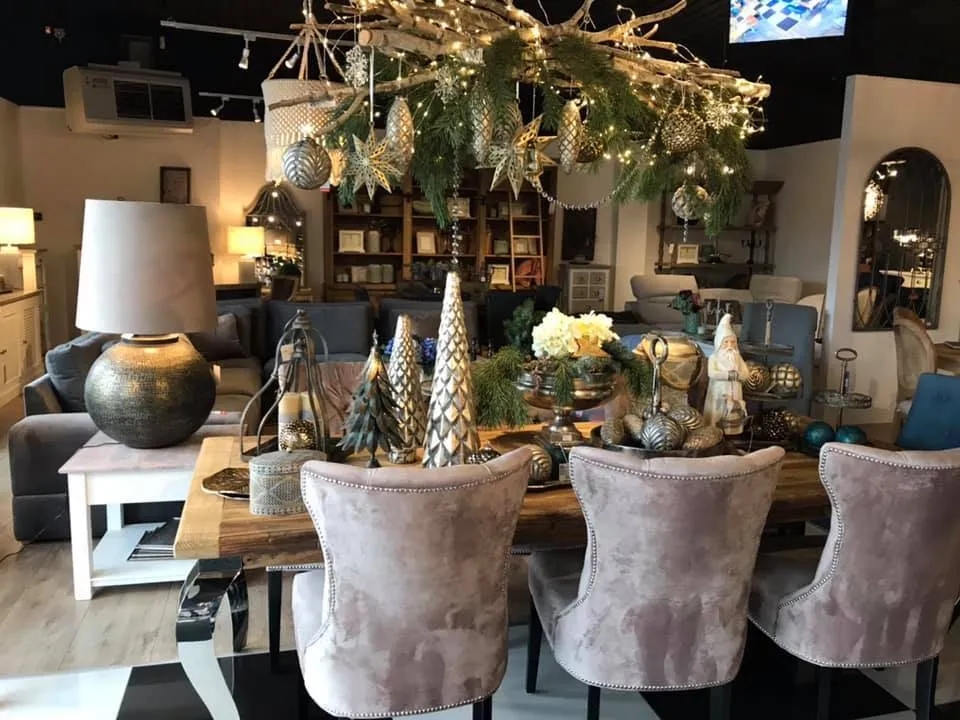 Co na stół do salonu: 10 pomysłów na przytulne dekoracje