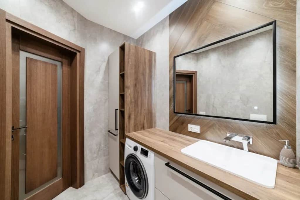 Jakie drzwi do łazienki? Porady i opinie z forum - uniknij błędów